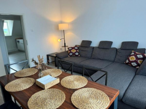 Charmante 4 Zimmer Apartment Contactless Check-in historische Stadtzentrum